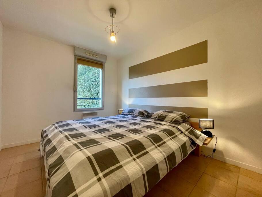 L'Appartement Michelet - Parking Prive Et Gratuit - 2Km Cite Medievale Carcassone Kültér fotó